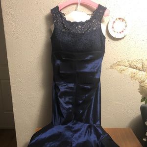 R & M Richards Navy Blue Mermaid style dress